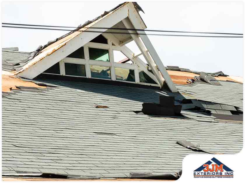 roof with wind damage